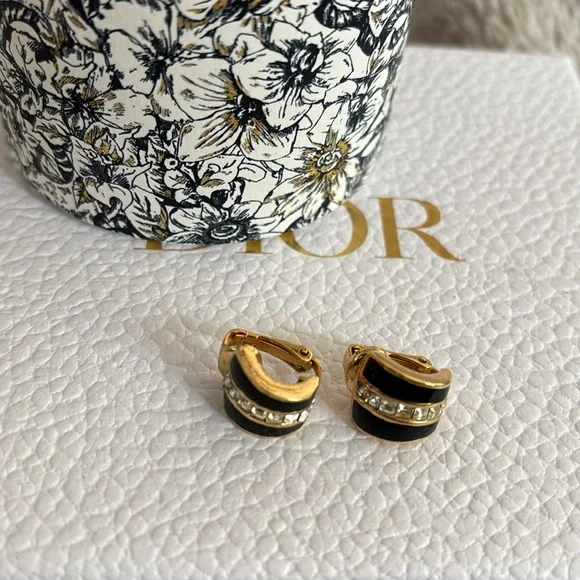 DIOR Gold Plated Black Enamel Clip On Earrings by Christian Dior Authentic. - Picture 3 of 7